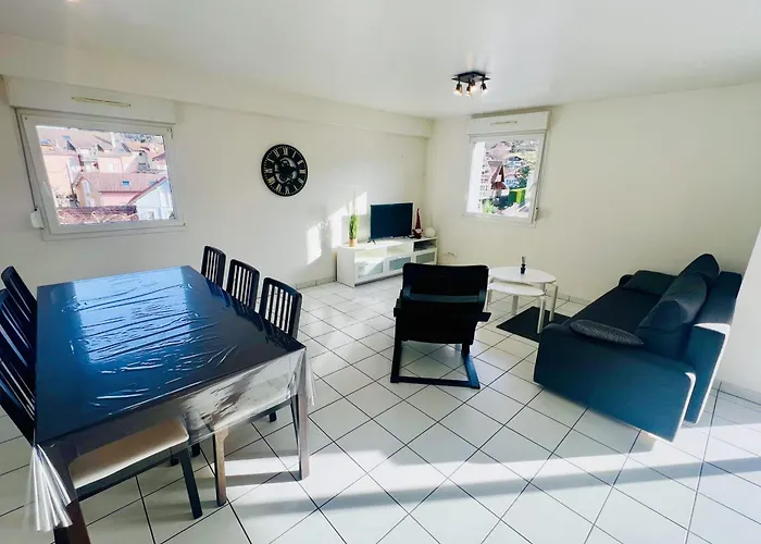 Apartment Comfortable In Near The *