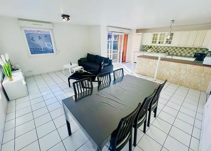 Apartment Comfortable In Near The